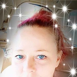 Meet your Posher, Thea